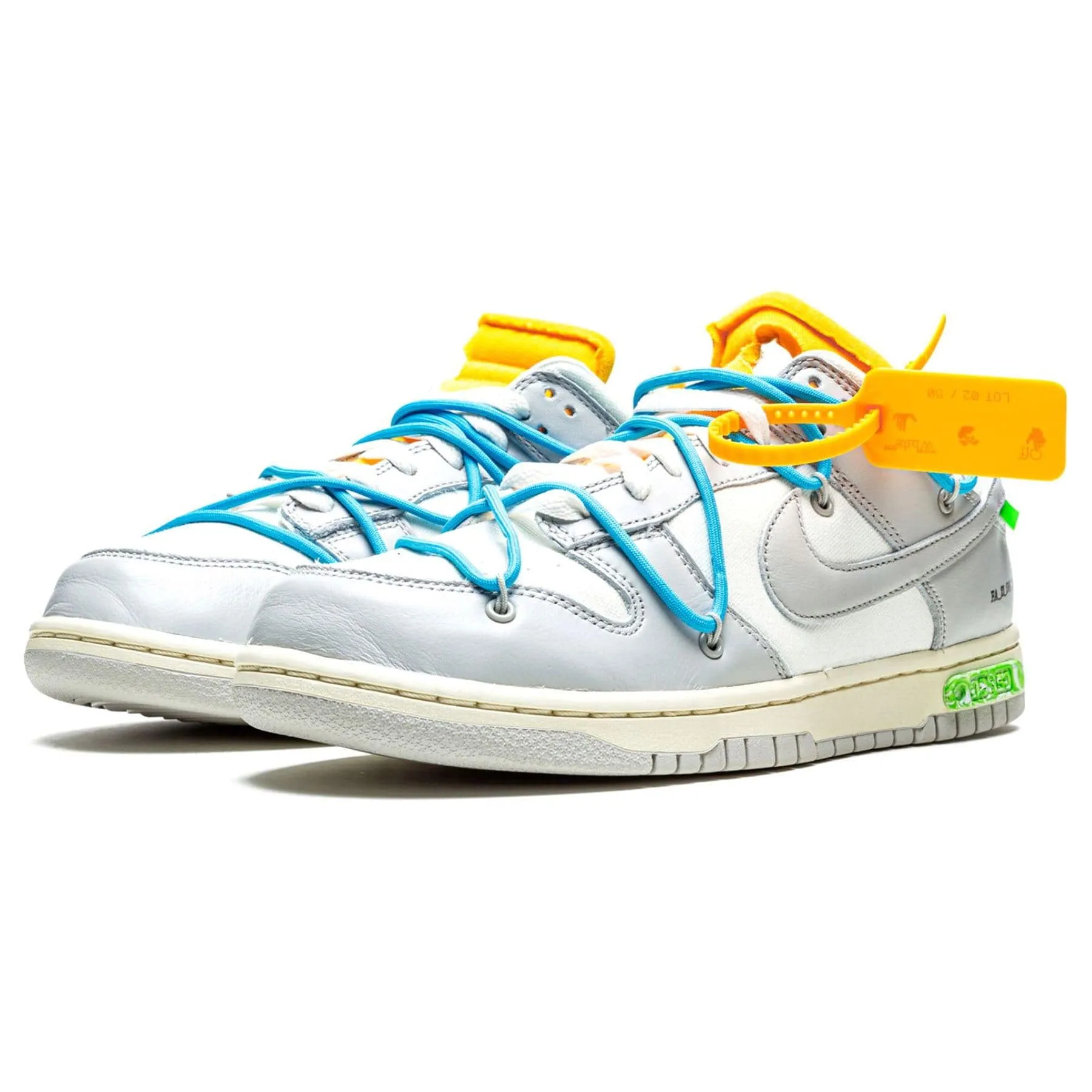Off-White x Nike Dunk Low 'Lot 02 of 50' Nike Dunk stylish shoes