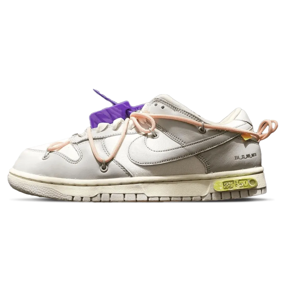 Off-White x Nike Dunk Low 'Lot 24 of 50' Nike Dunk casual shoes with iconic low-top shape