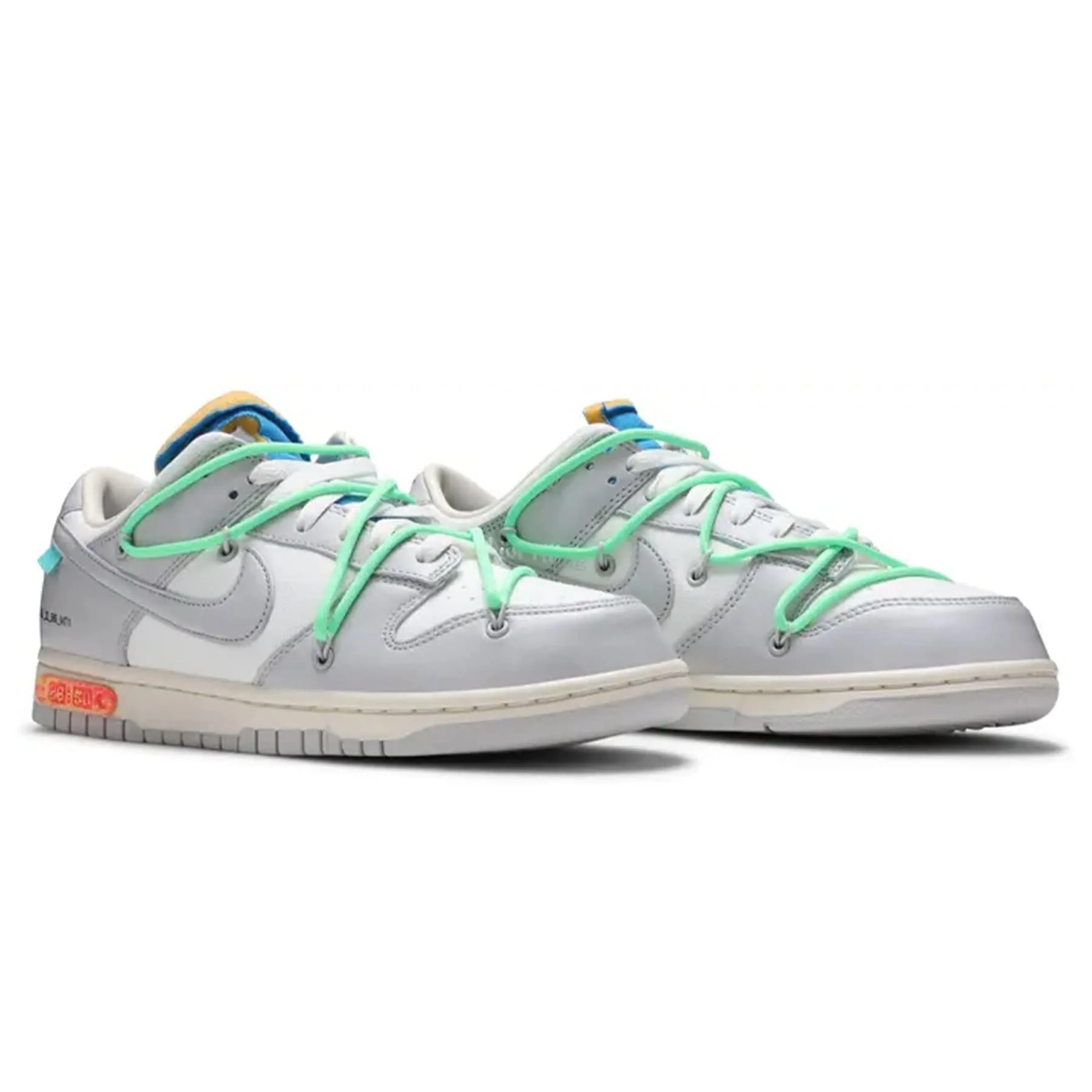 Off-White x Nike Dunk Low 'Lot 26 of 50' Nike Dunk stylish shoes
