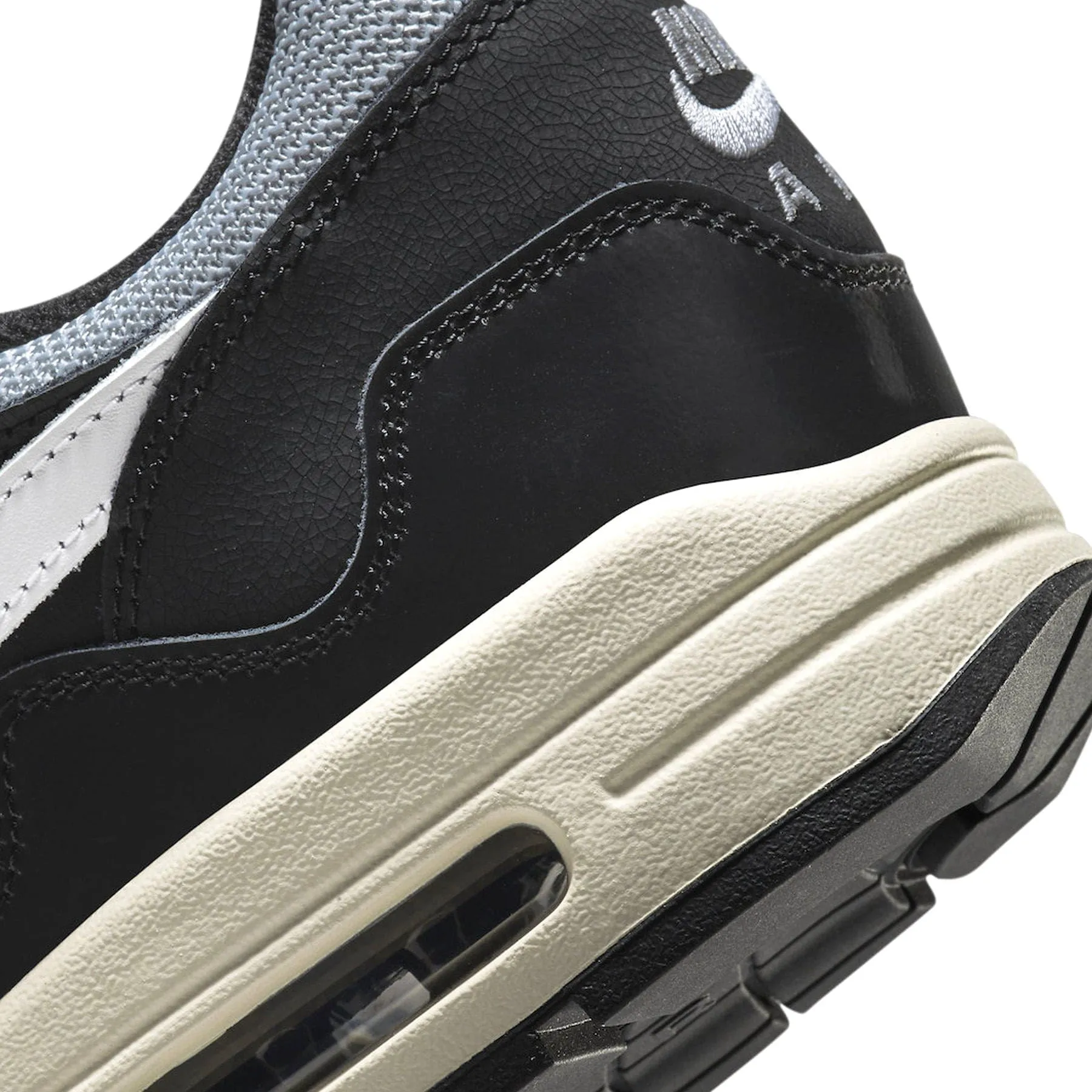 Patta x Nike Air Max 1 'Black' Nike Max Plus series