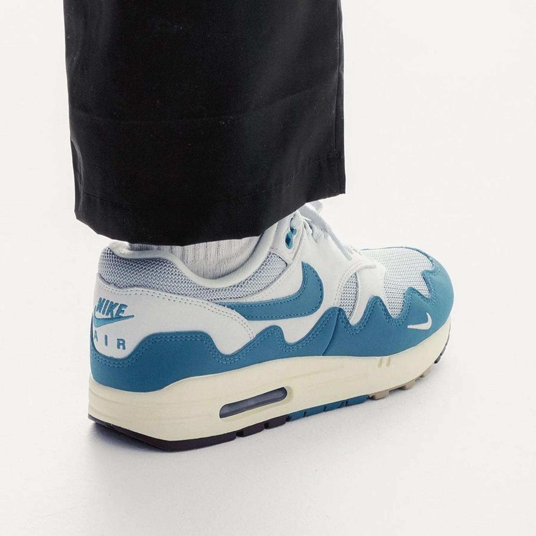 Patta x Nike Air Max 1 'Noise Aqua' Nike Max Plus series
