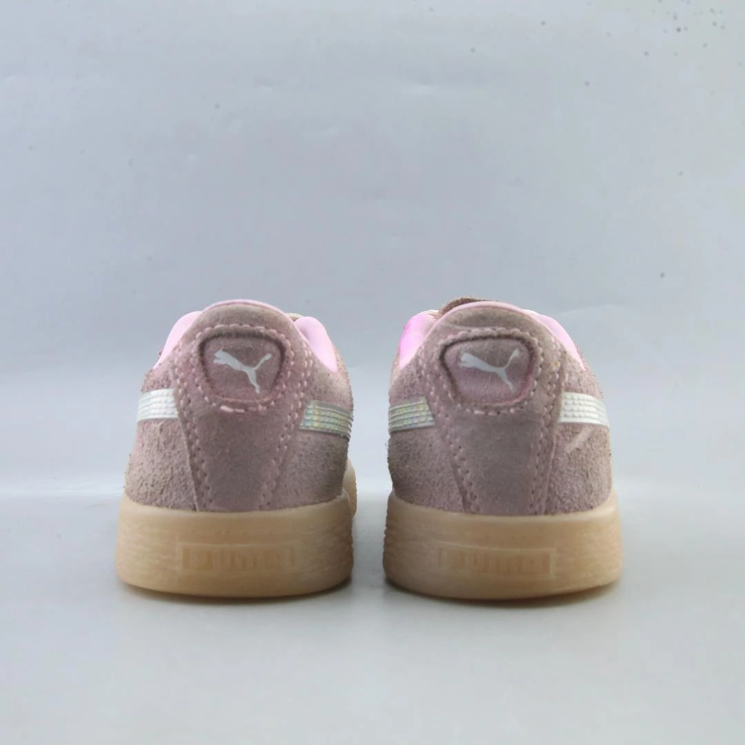 PUMA L.O.L. SURPRISE! SUEDE KITTY QUEEN Puma signature shoe pictures