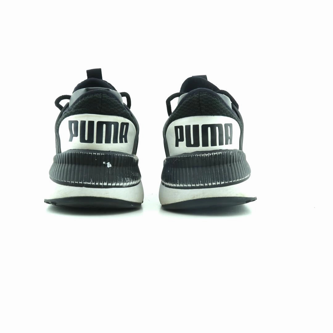 PUMA PACER FUTURE CLASSIC Puma signature shoe pictures