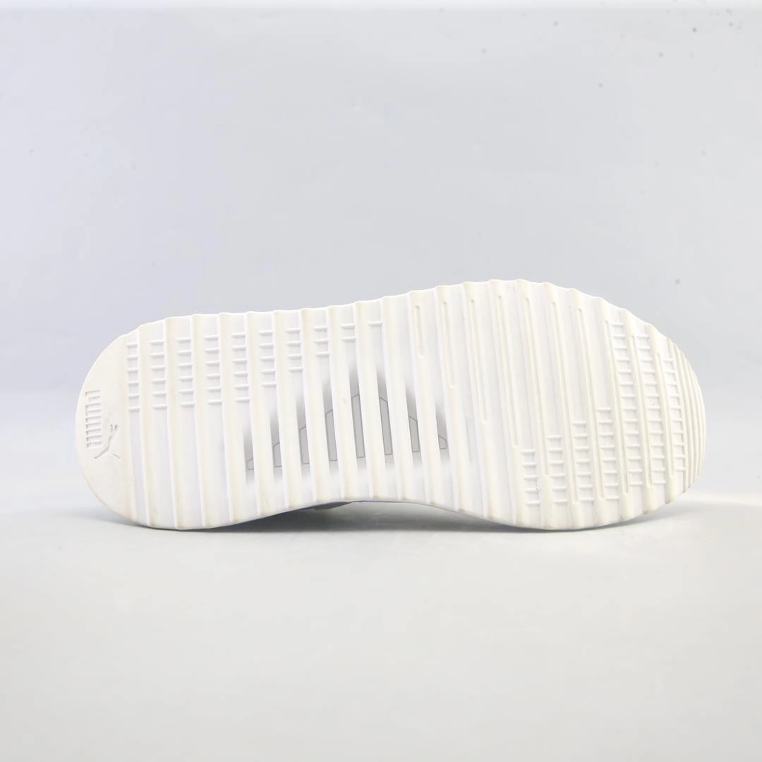 PUMA  PACER NEXT CAGE Puma signature shoe pictures