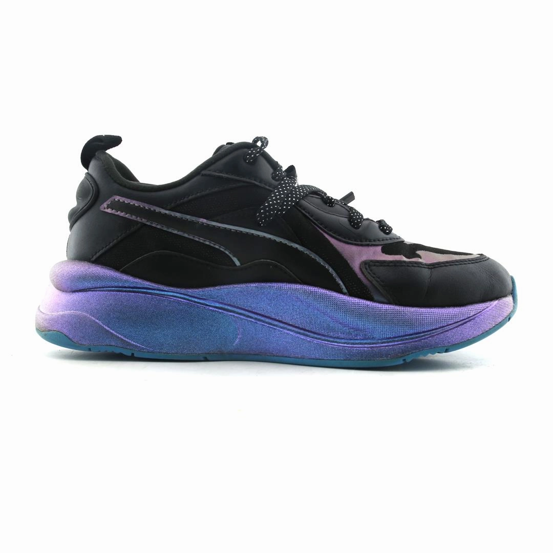 PUMA RS-CURVE LIGHTSENSE Puma signature shoe pictures