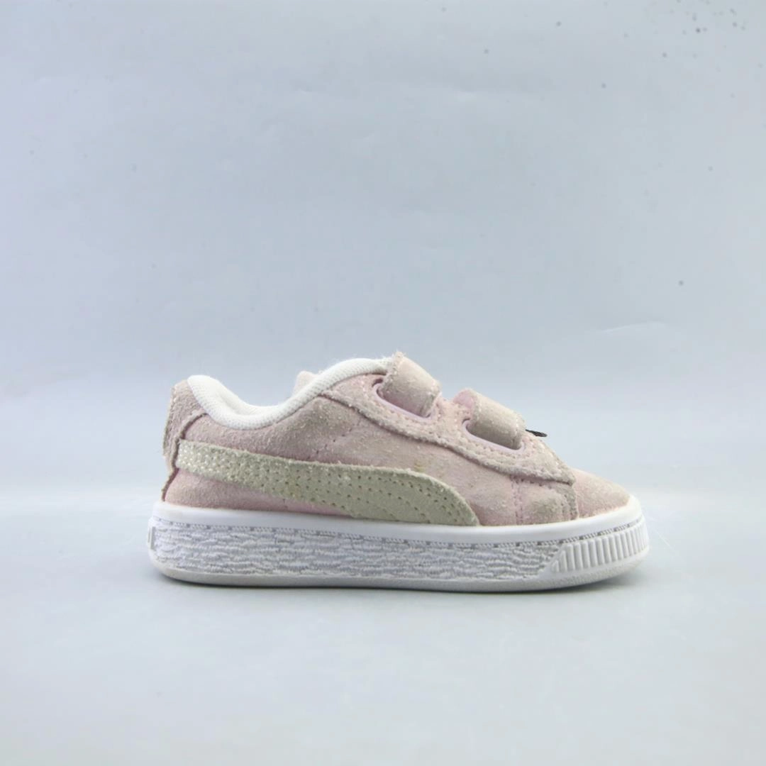 PUMA  SUEDE CLASSIC 21 Puma signature shoe pictures