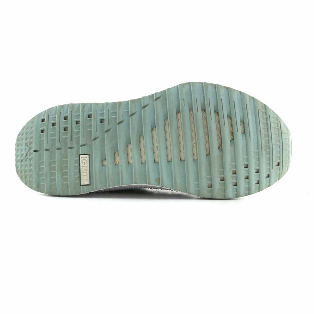 PUMA TSUGI Puma signature shoe pictures