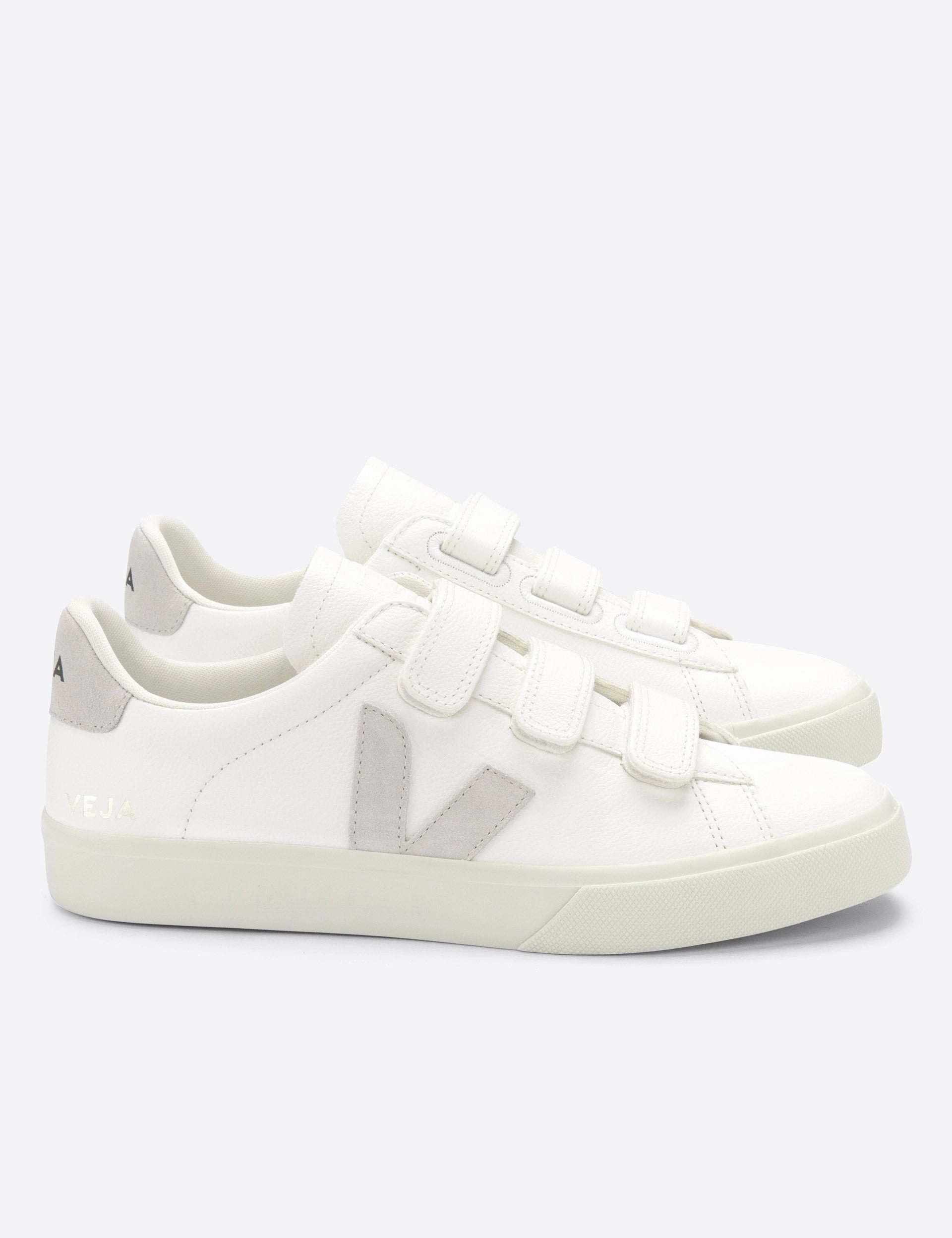 Recife Leather - White Natural Veja women's trendy casual shoes