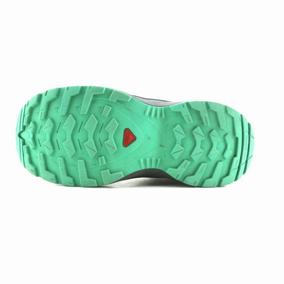 SALOMON  OUTWARD CSWP Salomon high-performance outdoor shoes