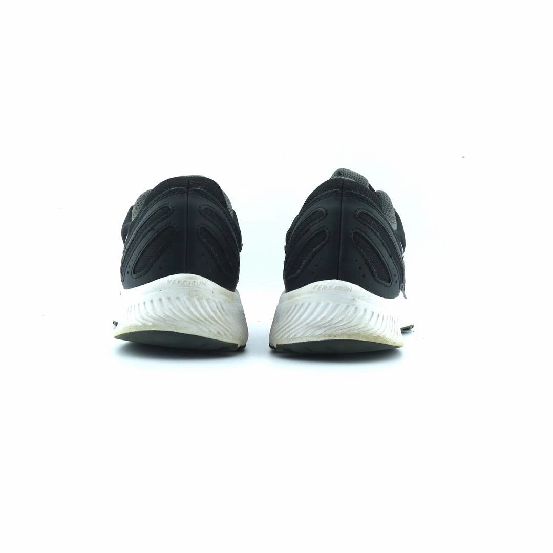 SAUCONY COHESION 15 Saucony running shoe close-ups