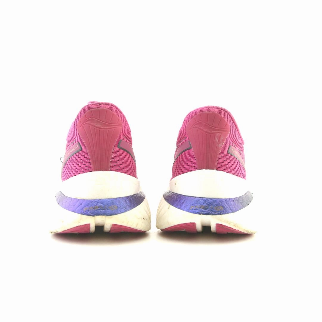 SAUCONY ENDHORPHIN SPEED 3 Saucony casual footwear looks