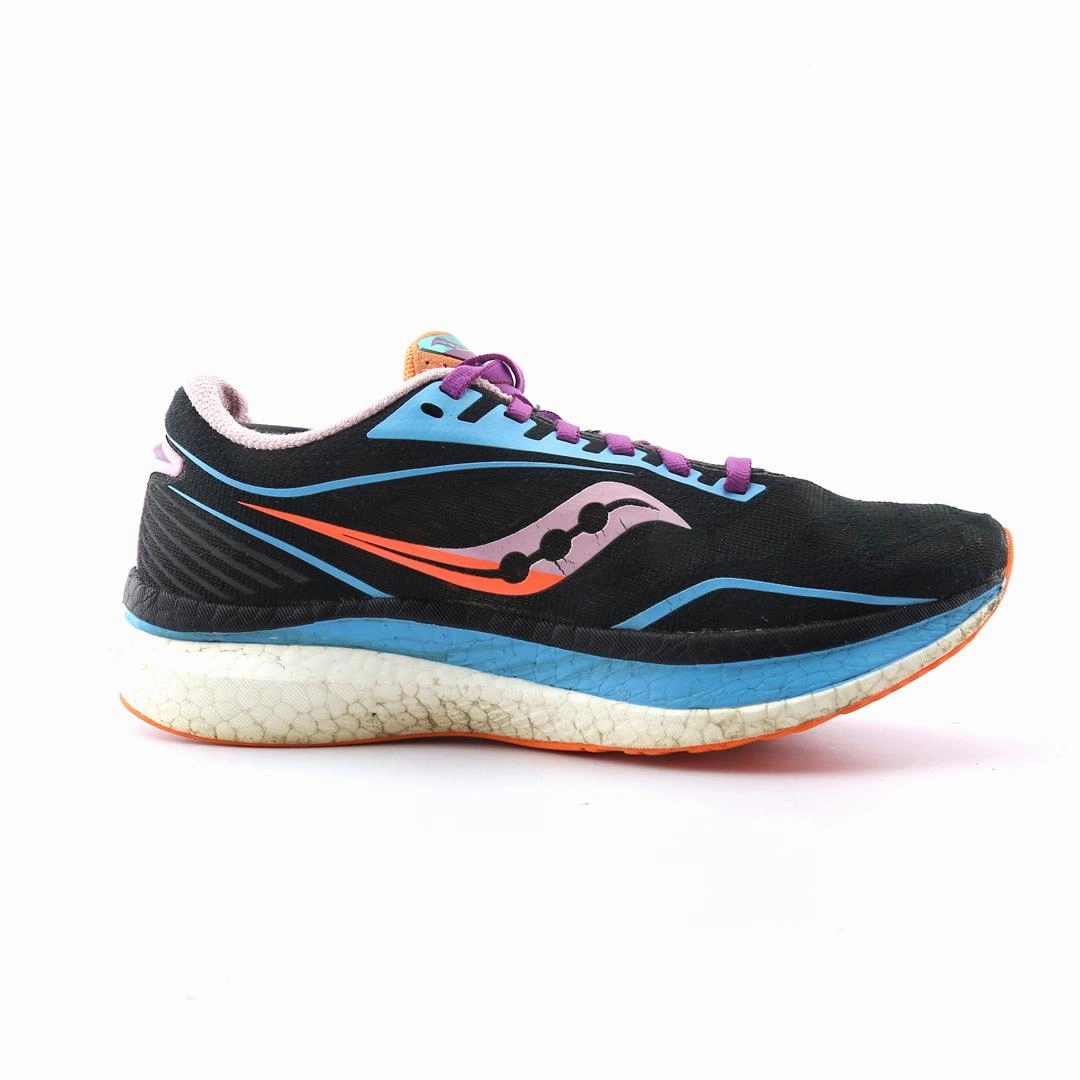 SAUCONY ENDORPHHIN SPEED Saucony casual footwear looks