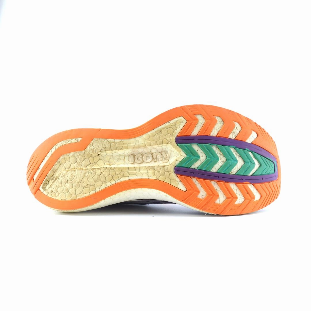 SAUCONY ENDORPHIN PRO 2 Saucony running shoe close-ups