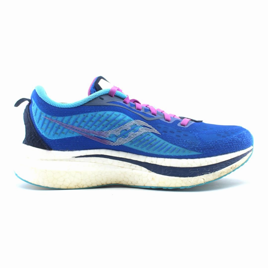 SAUCONY ENDORPHIN SPEED 2 Saucony casual footwear looks