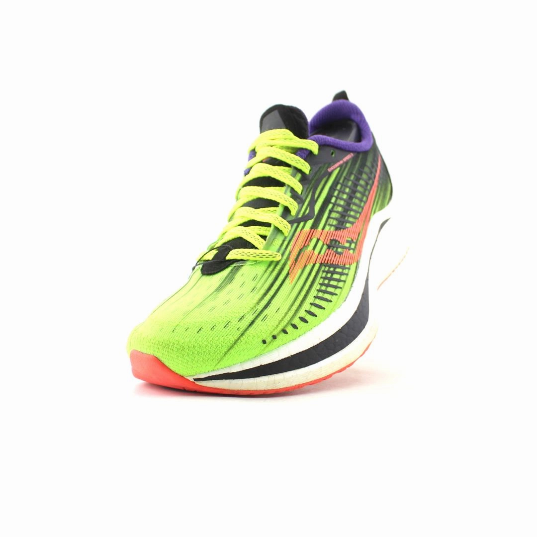 SAUCONY ENDORPHIN SPEED 2 Saucony running shoe close-ups