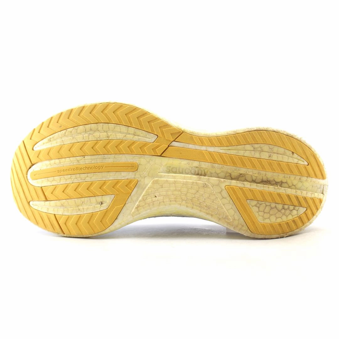 SAUCONY ENDORPHIN SPEED 3 Saucony casual footwear looks