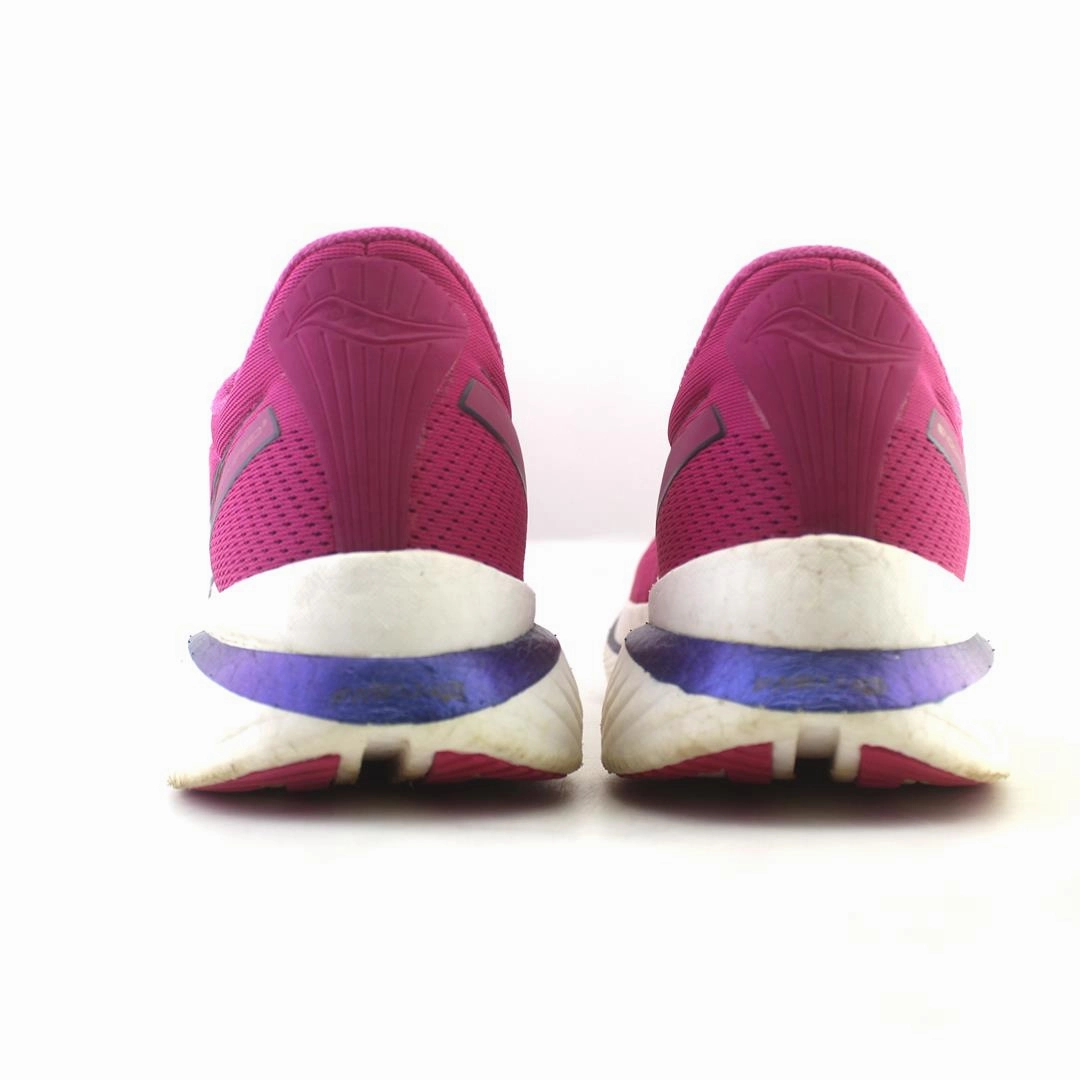 SAUCONY ENDORPHIN SPEED 3 Saucony casual footwear looks