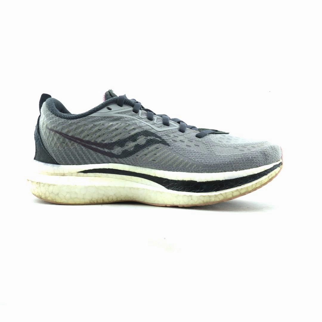SAUCONY ENDORPHINS SPEED 2 Saucony running shoe close-ups