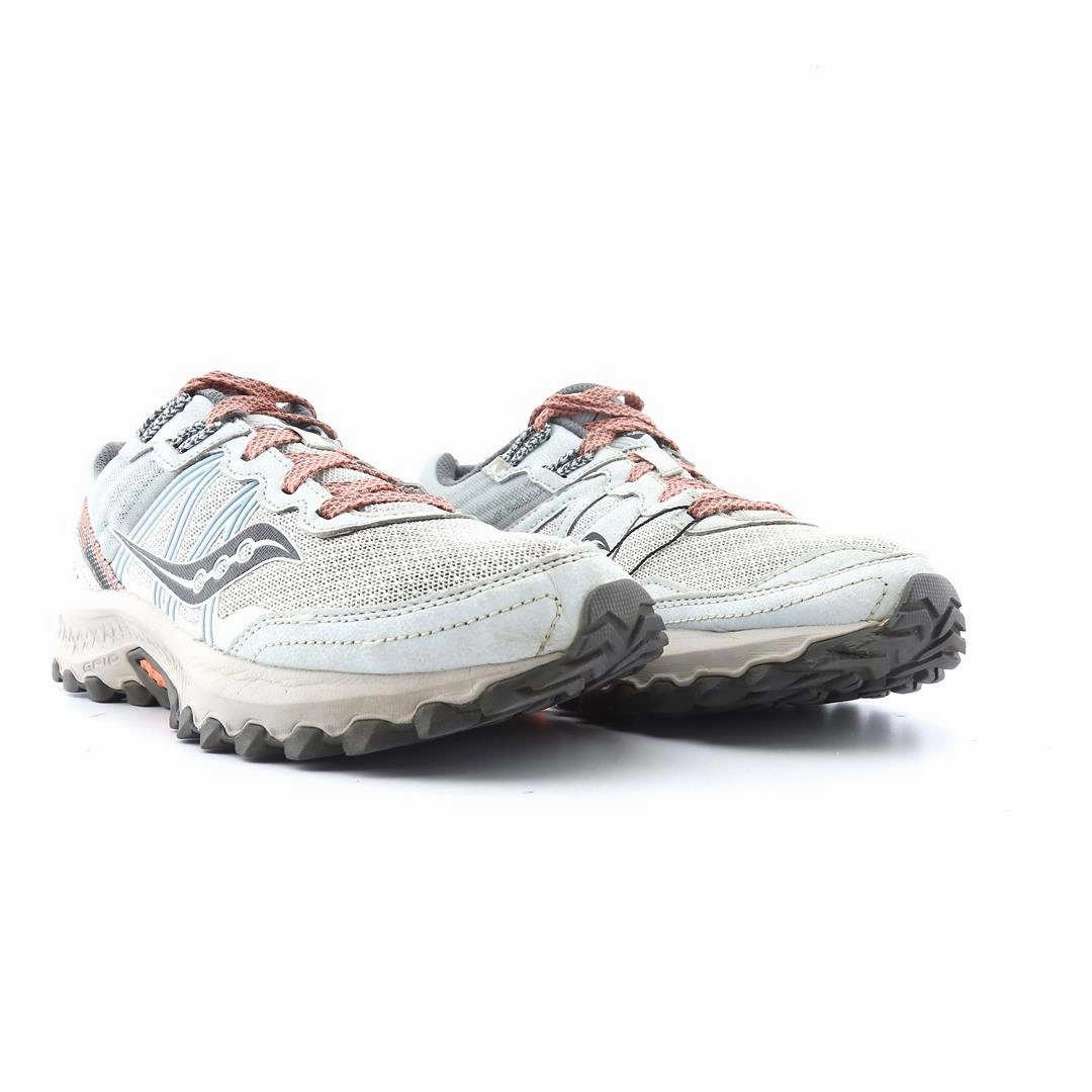 SAUCONY EXCURSION TR14 Saucony casual footwear looks