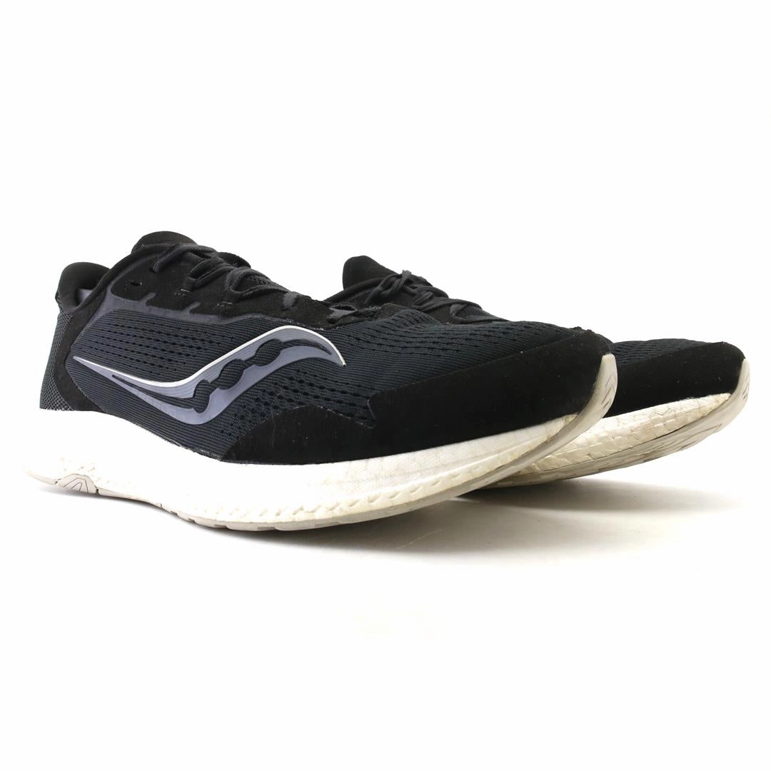 SAUCONY FREEDOM 4 Saucony casual footwear looks