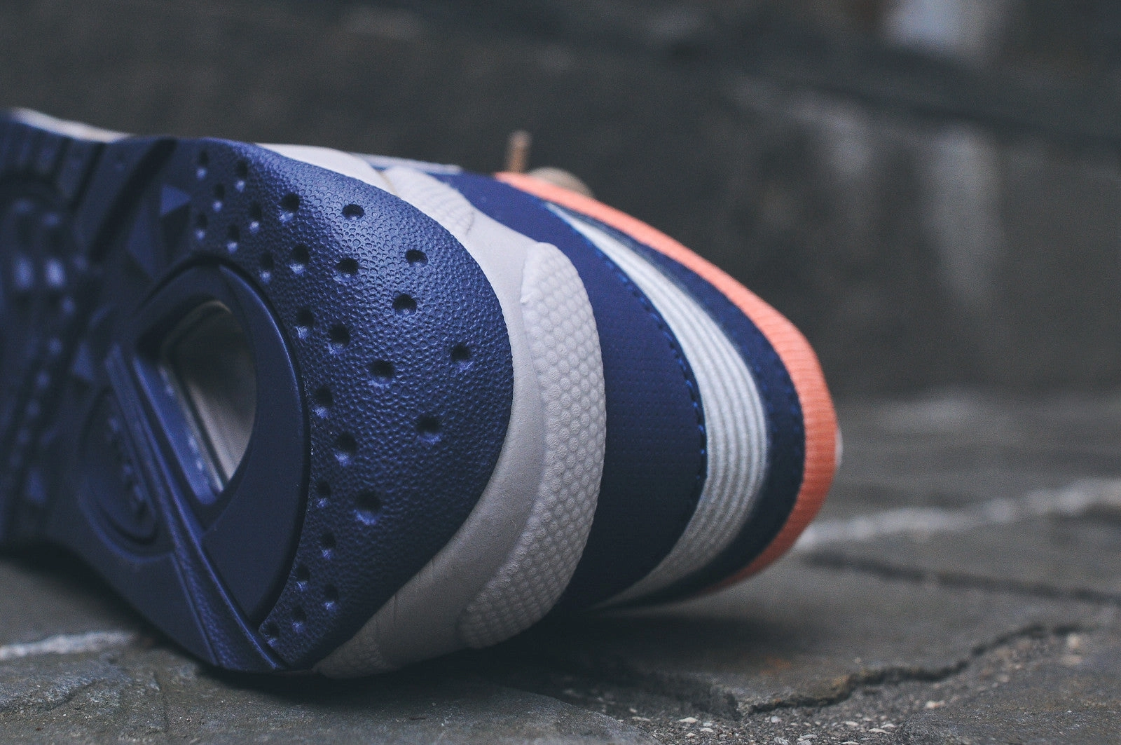 Saucony Grid 9000 - Tan / Navy / Coral (Kithstrike) Saucony Lightweight Shoes