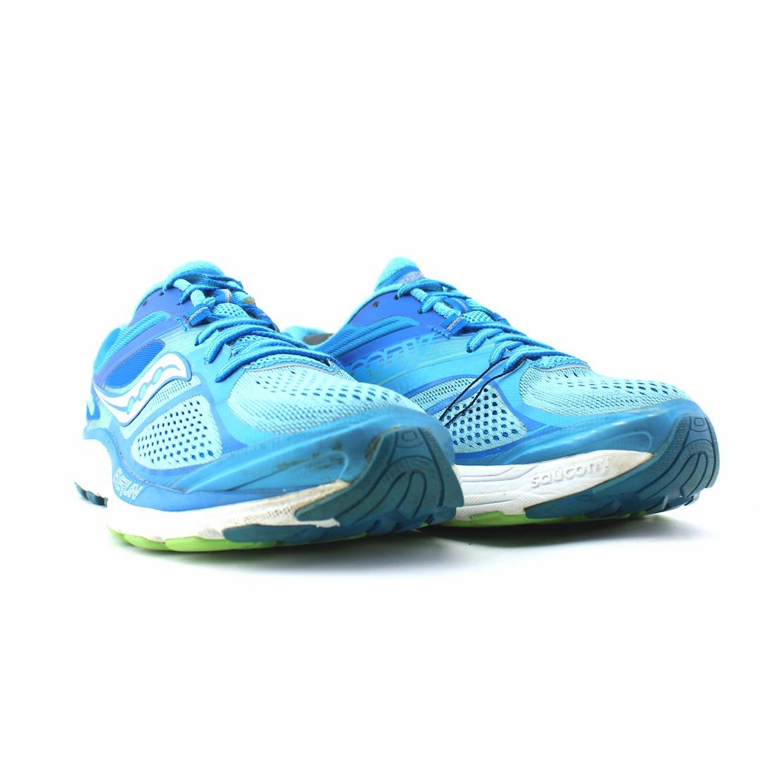 SAUCONY GUIDE 10 Saucony casual footwear looks