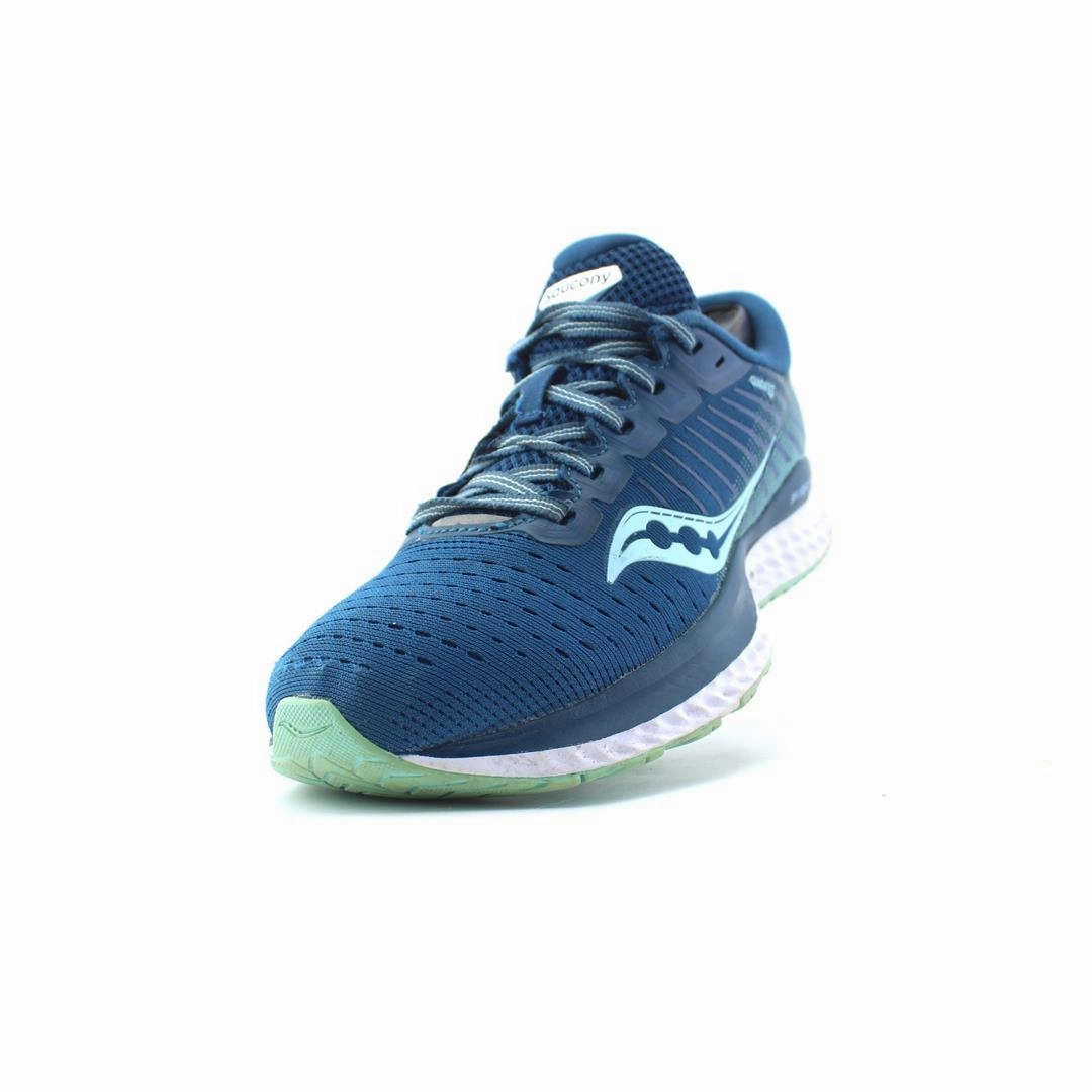 SAUCONY GUIDE 13 Saucony casual footwear looks