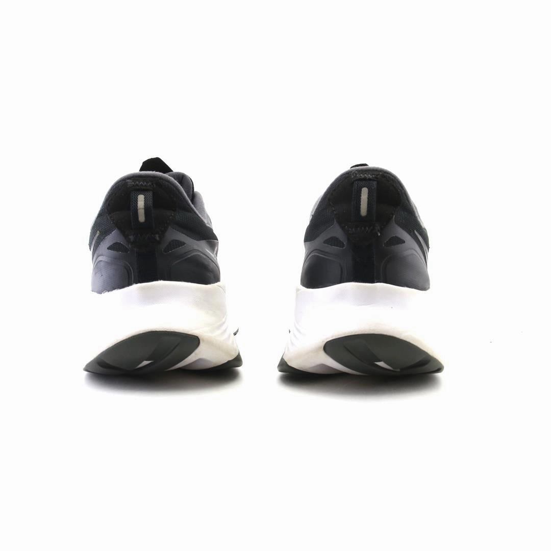 SAUCONY GUIDE 15 Saucony casual footwear looks