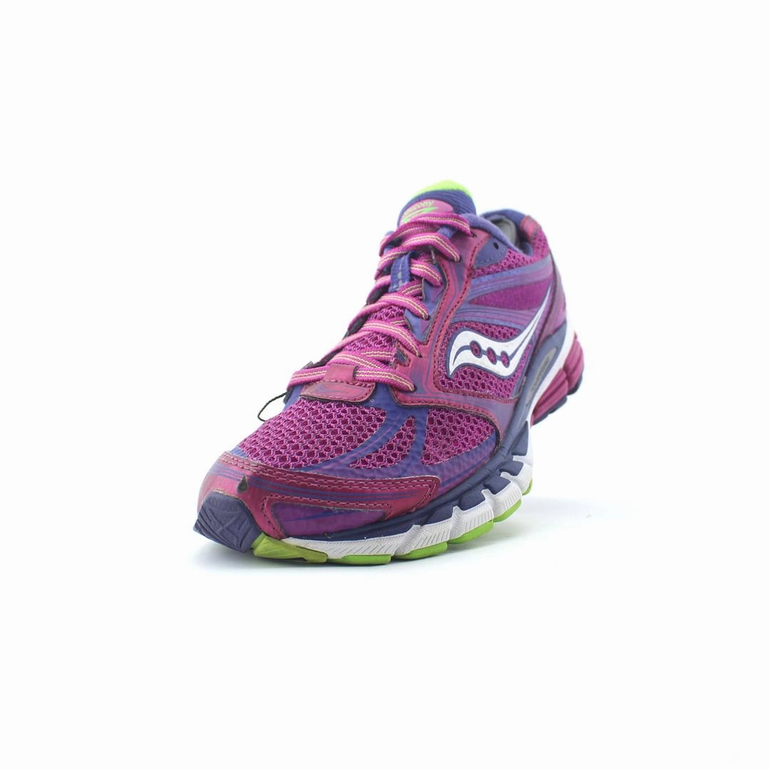 SAUCONY GUIDE 8 Saucony casual footwear looks