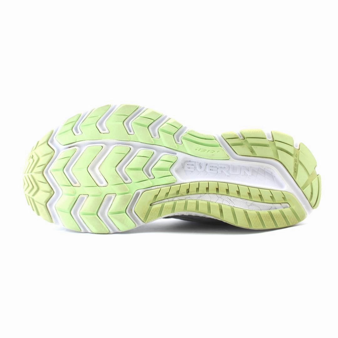 SAUCONY GUIDE ISO Saucony casual footwear looks