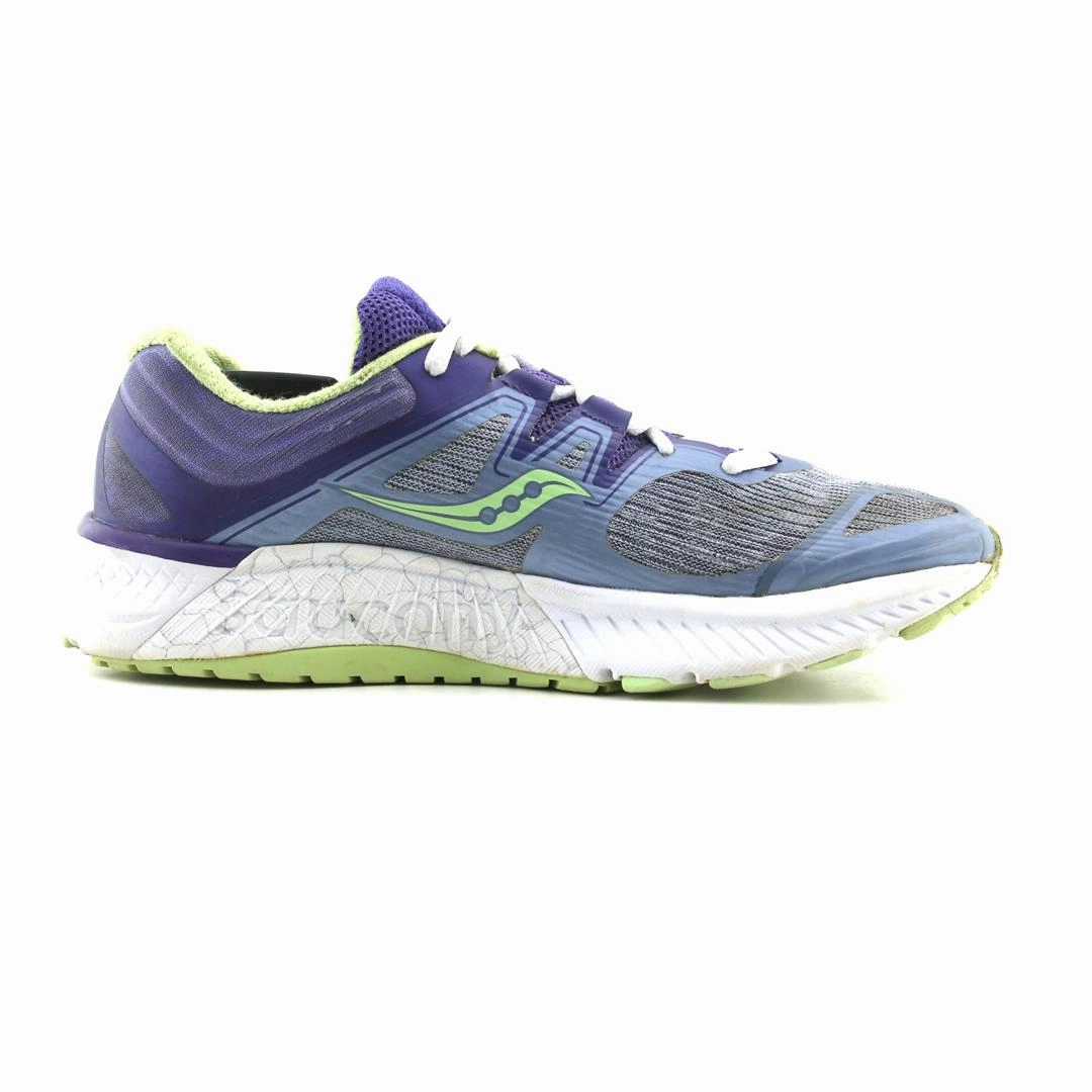 SAUCONY GUIDE ISO Saucony casual footwear looks