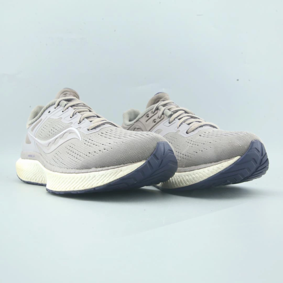 SAUCONY HURRICANE 23 Saucony sport shoe imagery