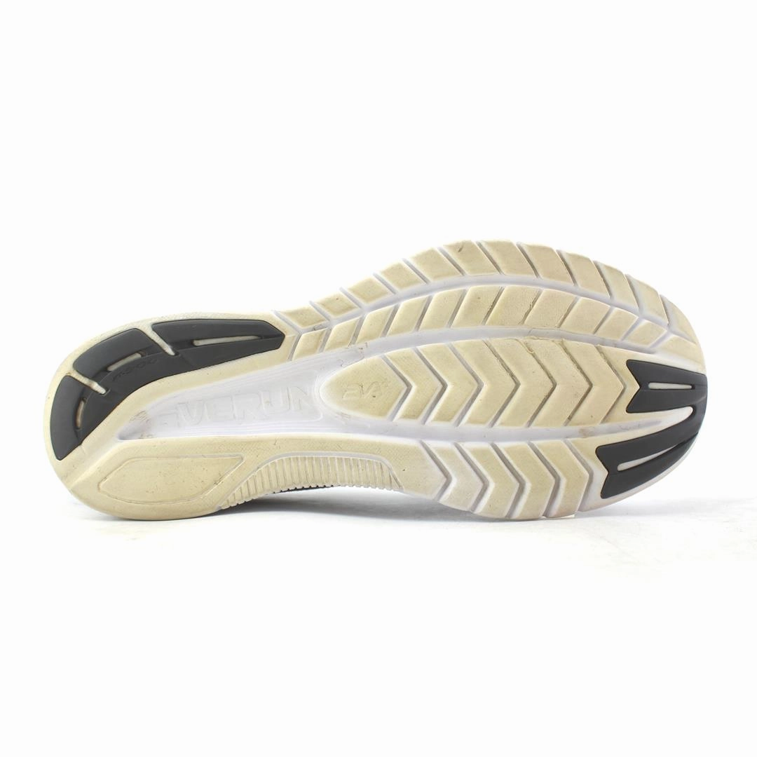 SAUCONY KINVARA 10 Saucony casual footwear looks