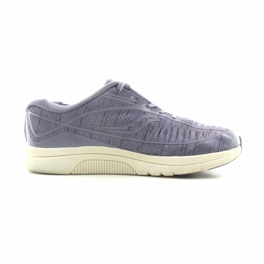 SAUCONY KINVARA 10 Saucony sport shoe imagery