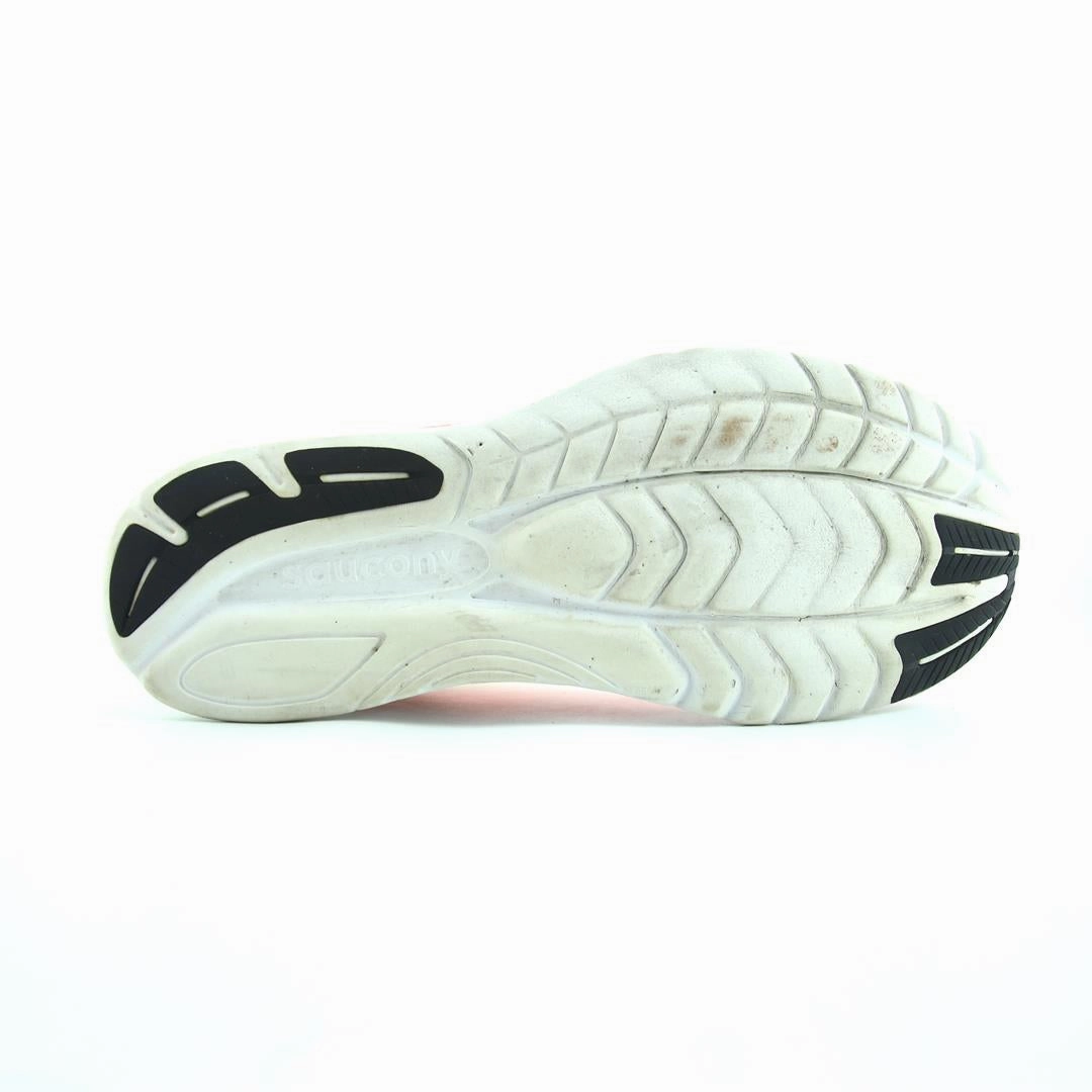 SAUCONY KINVARA 11 Saucony sport shoe imagery