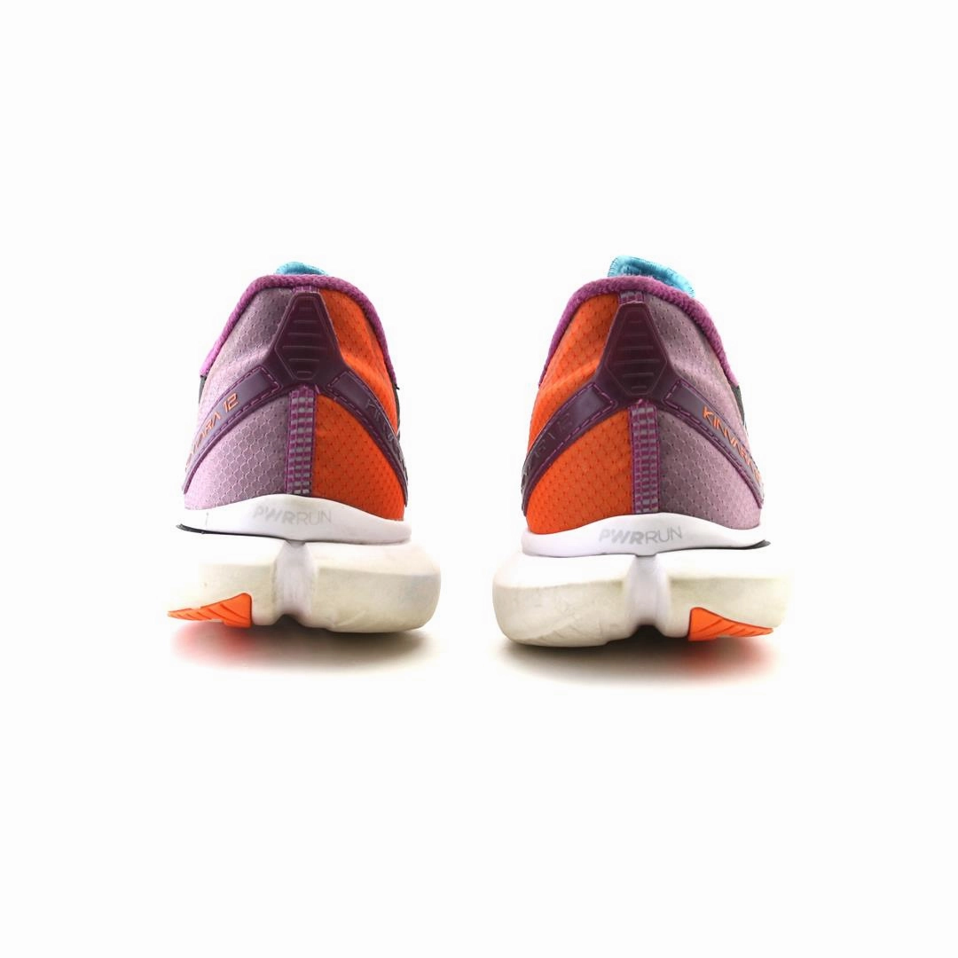SAUCONY KINVARA 12 Saucony casual footwear looks