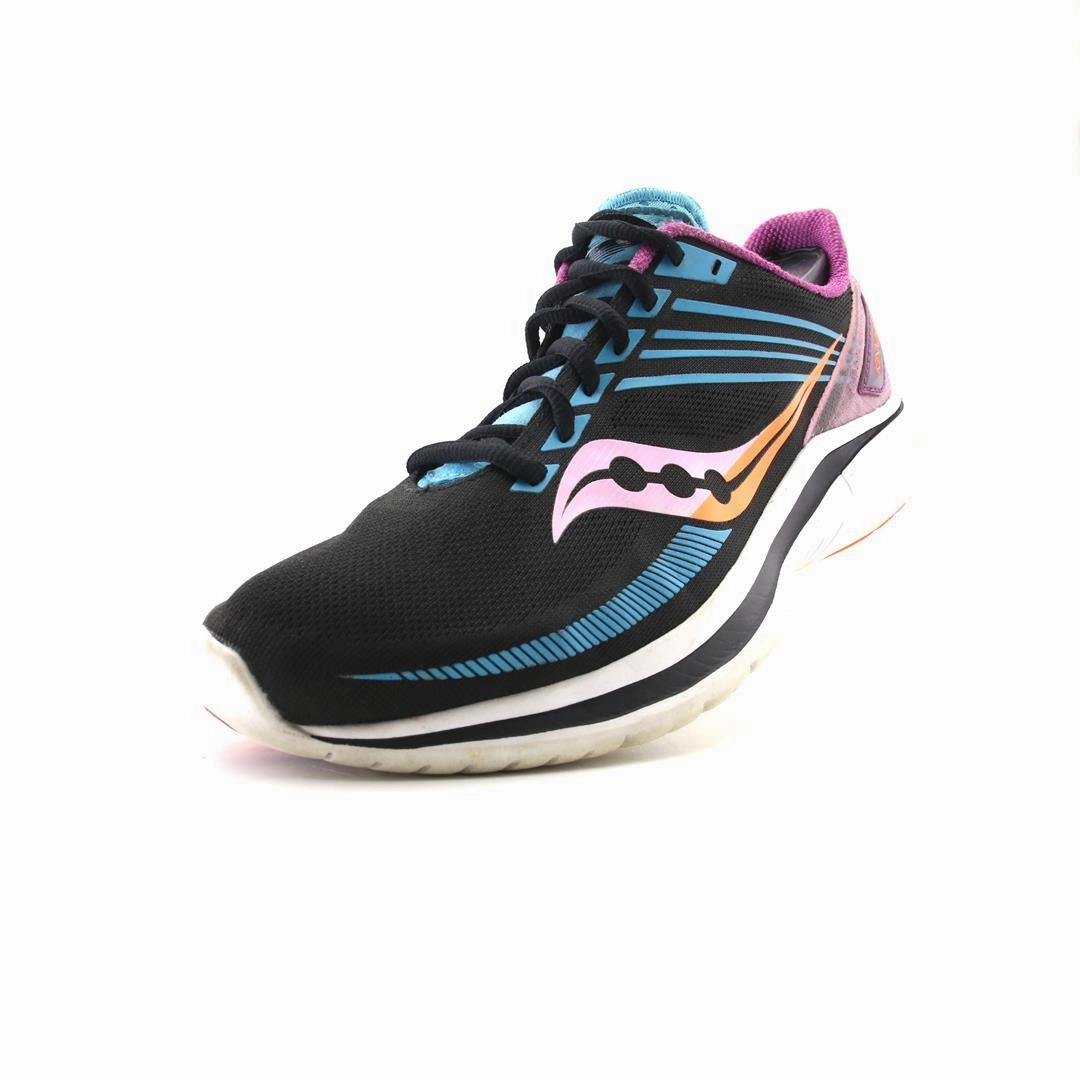 SAUCONY KINVARA 12 Saucony casual footwear looks