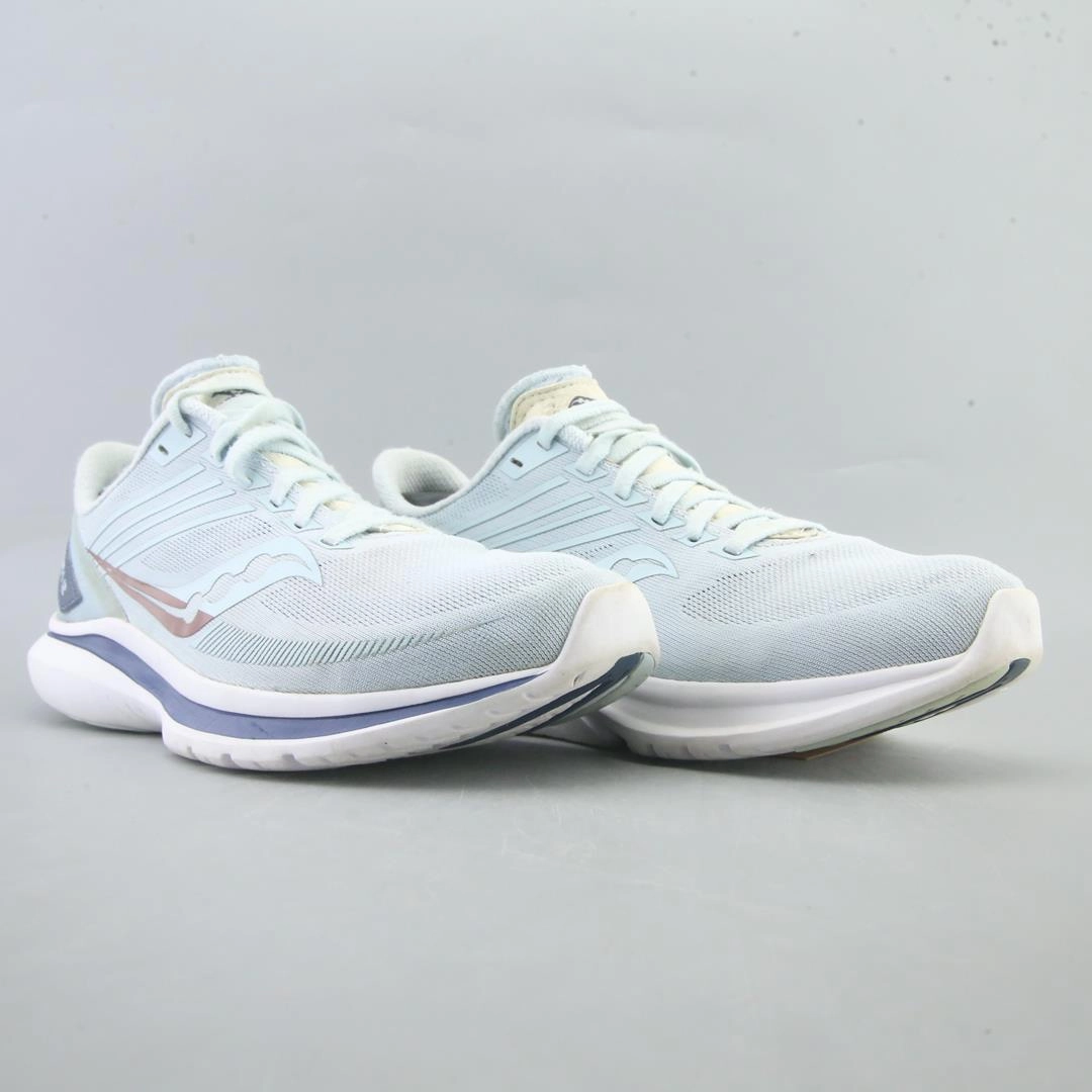 SAUCONY KINVARA 12 Saucony casual footwear looks