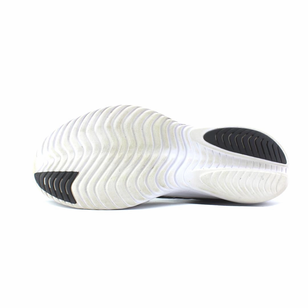 SAUCONY KINVARA 14 Saucony casual footwear looks