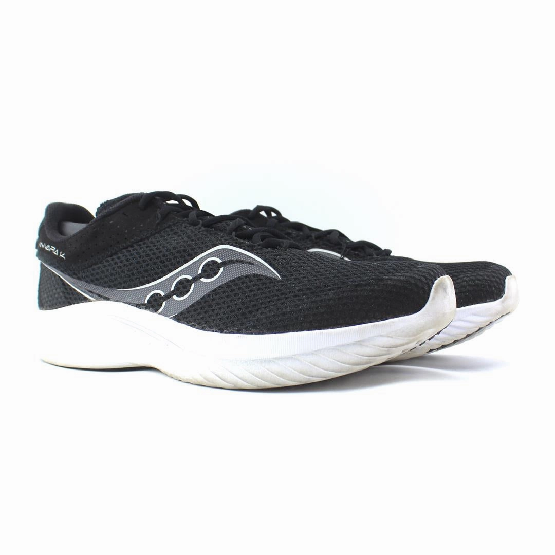 SAUCONY KINVARA 14 Saucony casual footwear looks