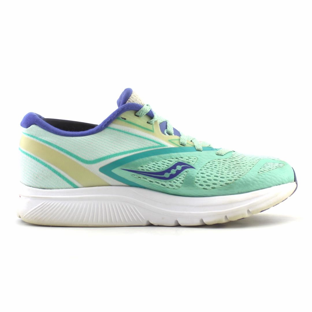SAUCONY KINVARA 9 Saucony sport shoe imagery