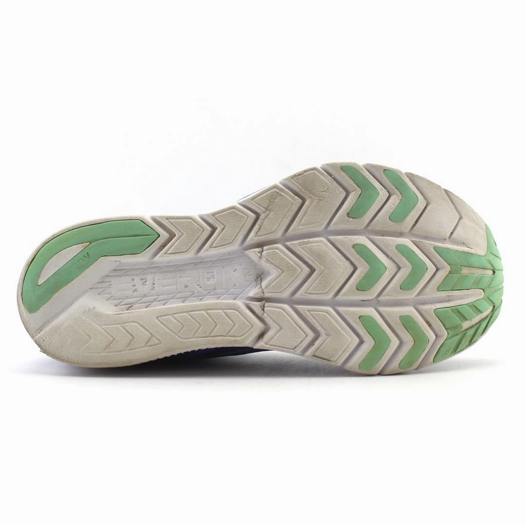 SAUCONY KINWARA 9 Saucony sport shoe imagery
