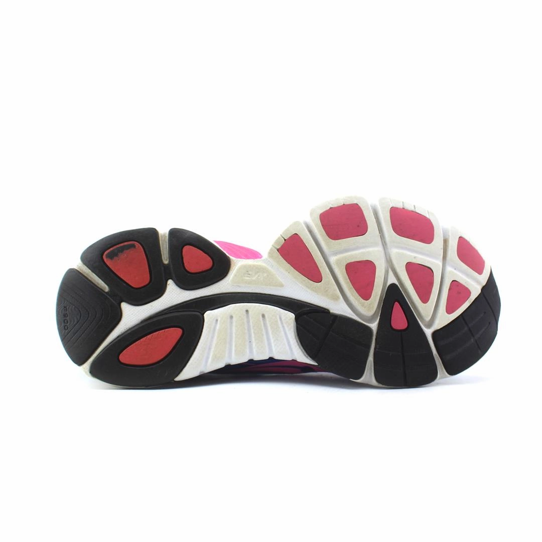 SAUCONY MIRAGE 2 Saucony casual footwear looks