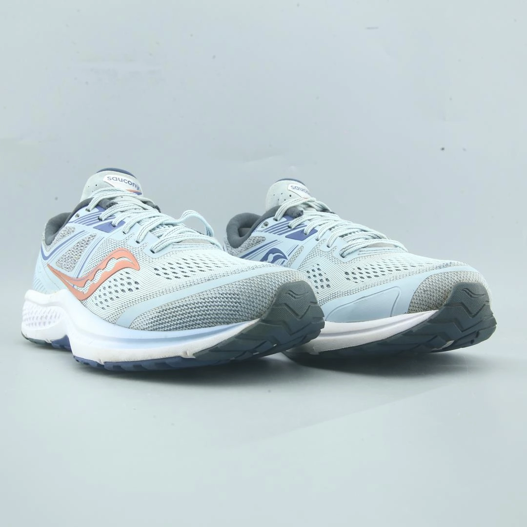 SAUCONY OMNI 19 Saucony sport shoe imagery