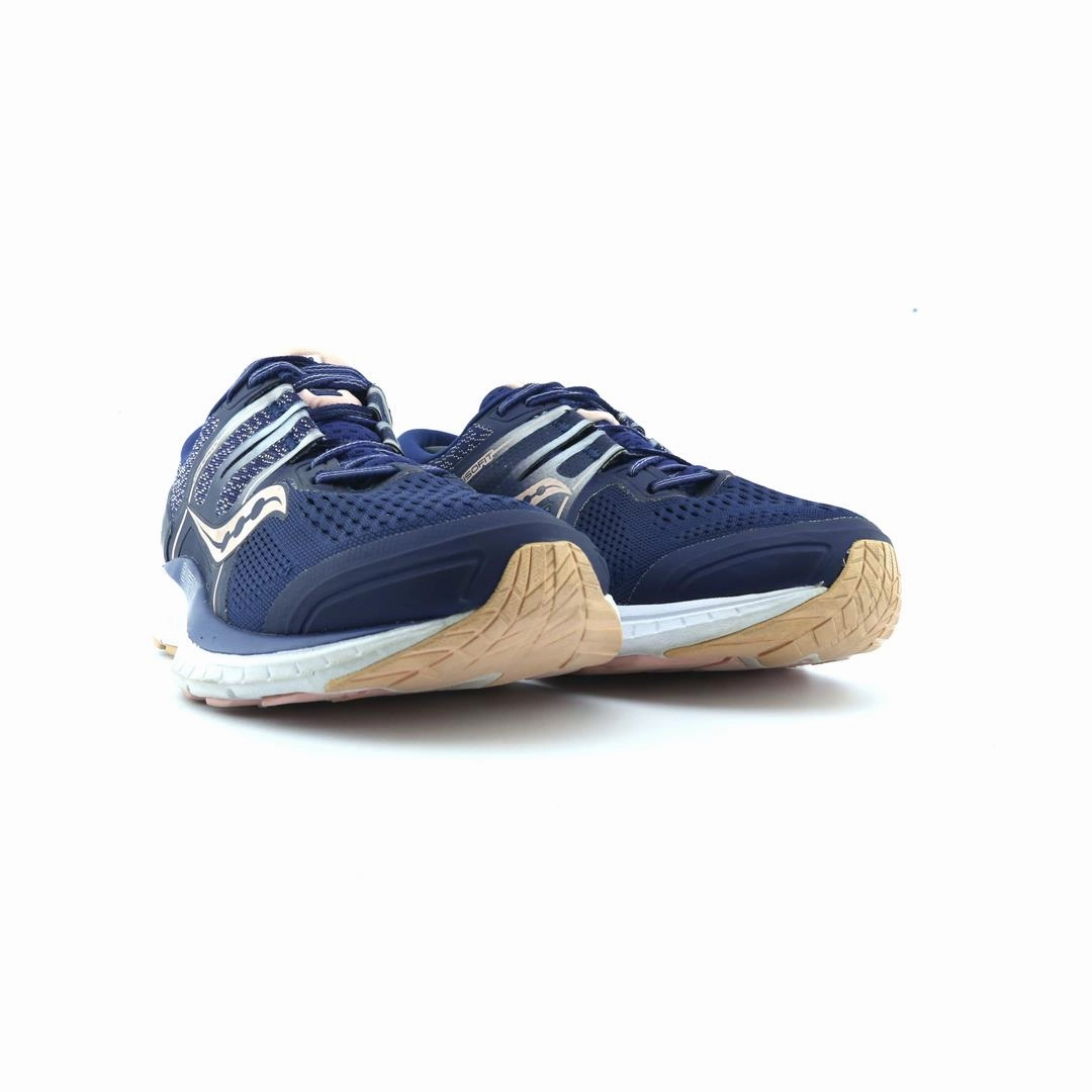 SAUCONY OMNI ISO Saucony sport shoe imagery