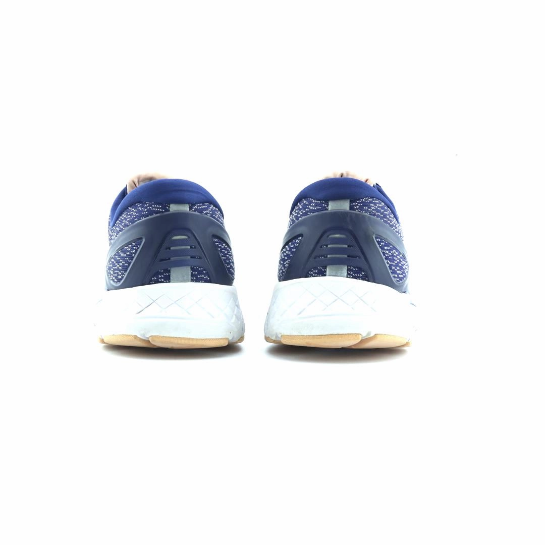 SAUCONY OMNI ISO Saucony sport shoe imagery