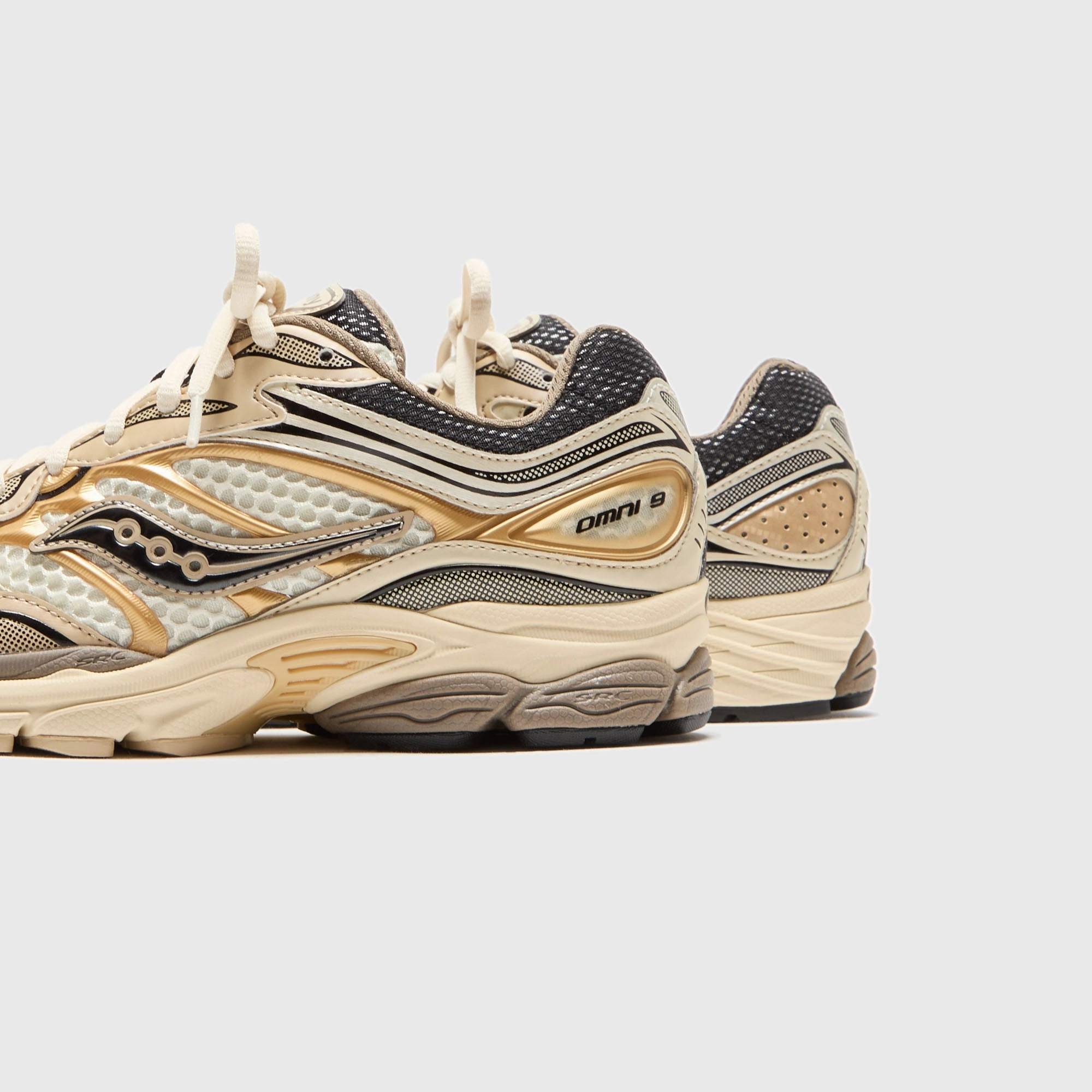 Saucony Progrid Omni 9 - Gold Saucony Lightweight Shoes