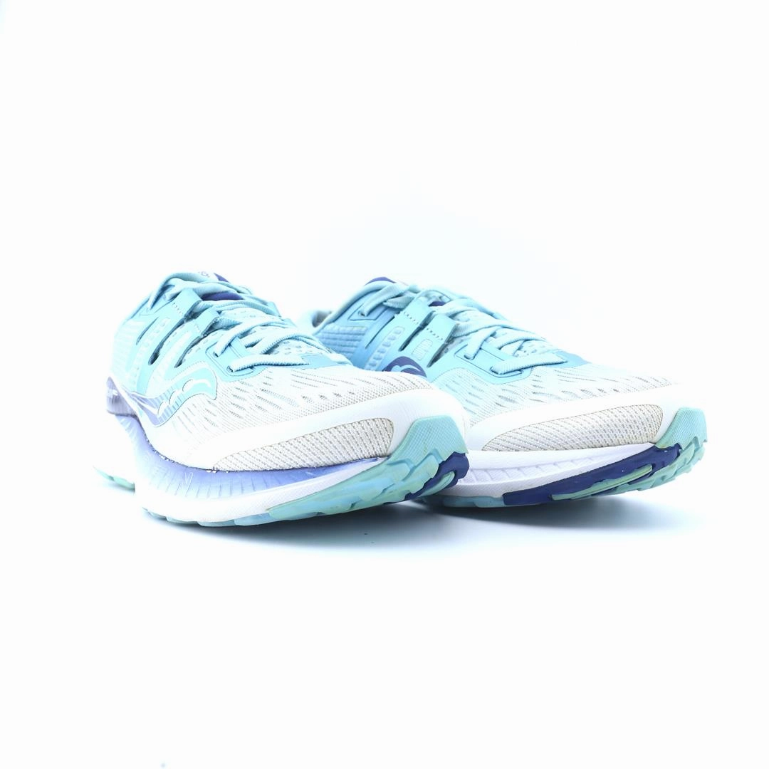 SAUCONY RIDE ISO Saucony sport shoe imagery