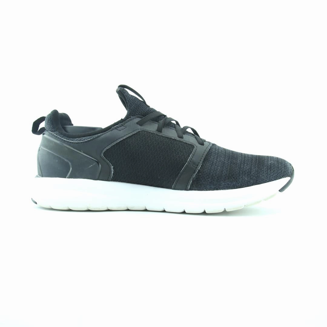 SAUCONY STRETCH & GO GLIDE Saucony sport shoe imagery