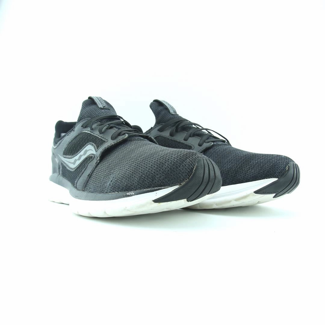 SAUCONY STRETCH & GO GLIDE Saucony sport shoe imagery